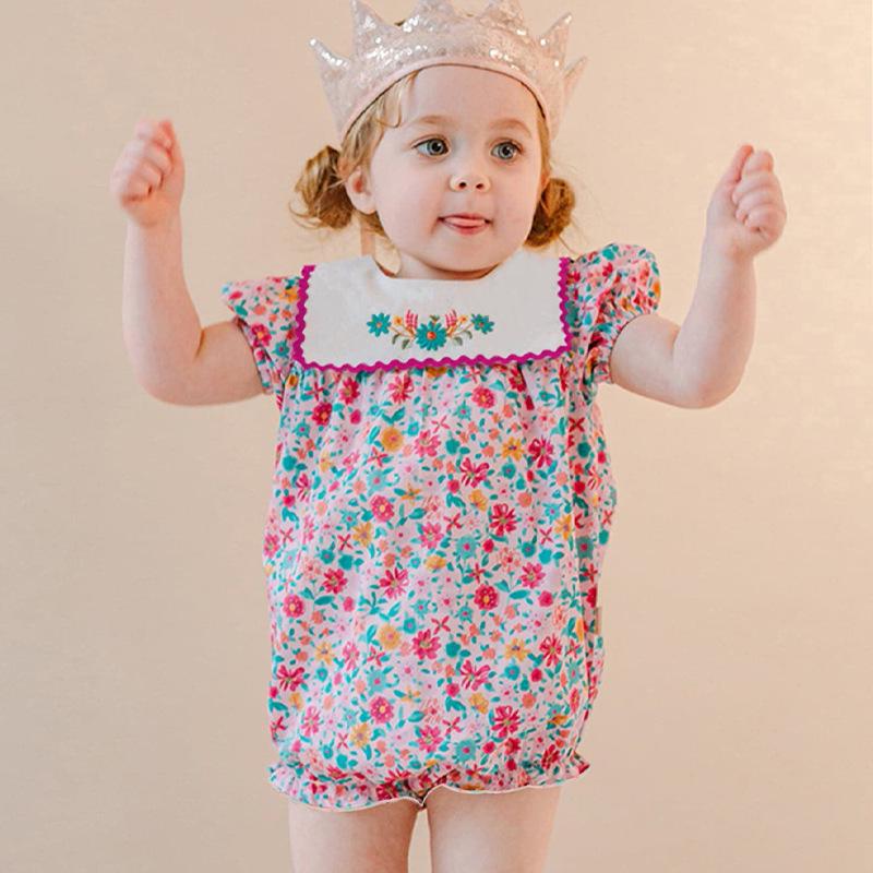 Baby Floral Embroidery Bubble Bodysuit Z Krótkim Rękawem